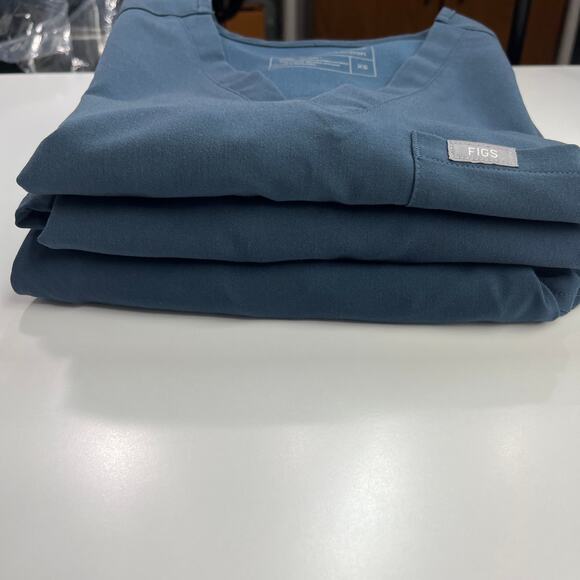 Figs Scrub Set 3 Piece Dark Harbor Yola Pants S Catarina Top XS Casma Top XS - Picture 13 of 15